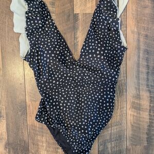 NWOT Summersalt Black & White Polka Dot Swimsuit With Coverup Sarong